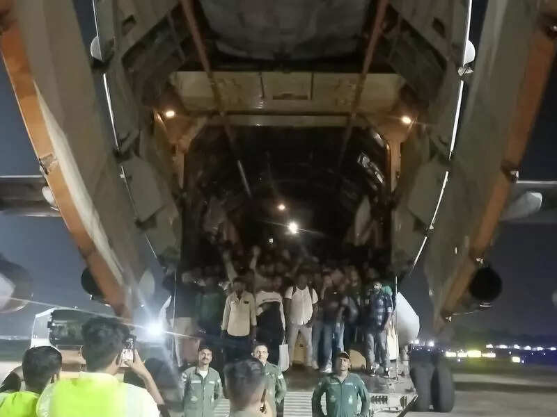 Cyclone Ditwah: 335 from Kerala brought back in IAF mission