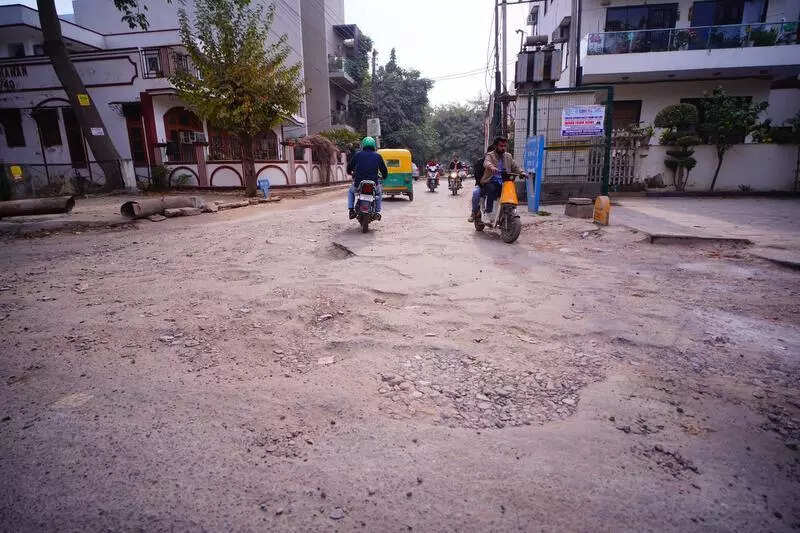 Gurgaon Sector 40 residents seek urgent repairs of damaged roads