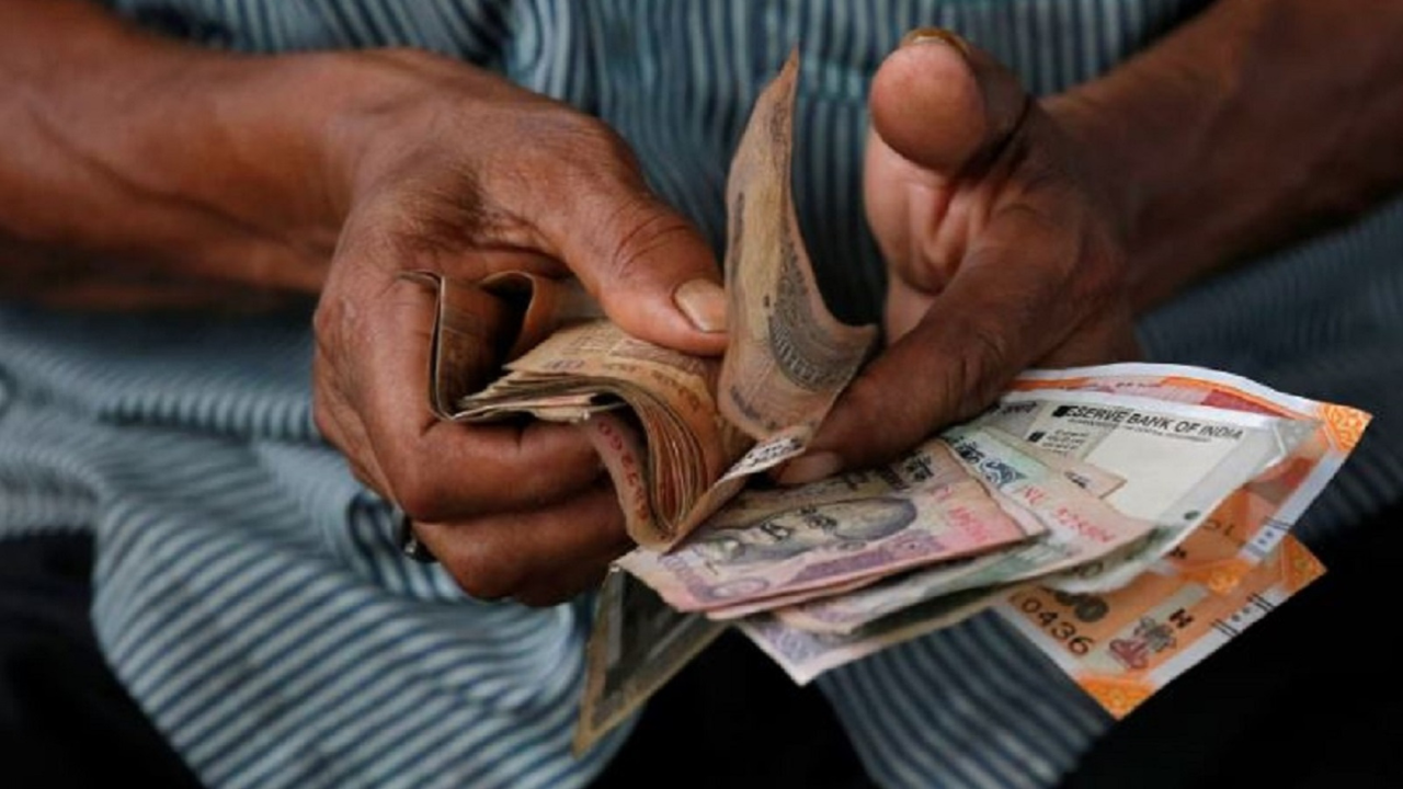 EPS 95 setback: Government cites EPS fund deficit; will the minimum Rs 1,000 pension stay unchanged?