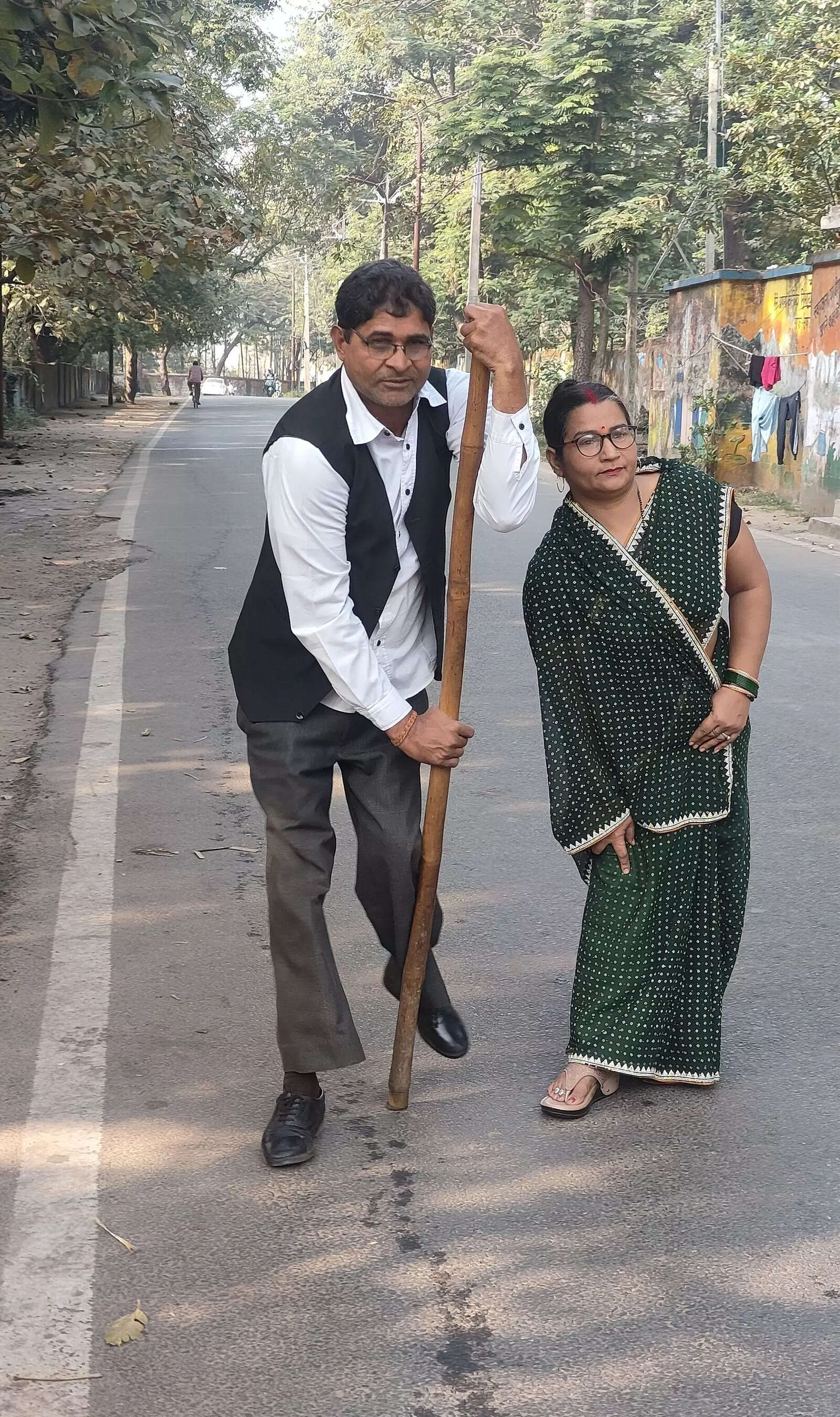 Dhanbad couple with disabilities become role models for community service