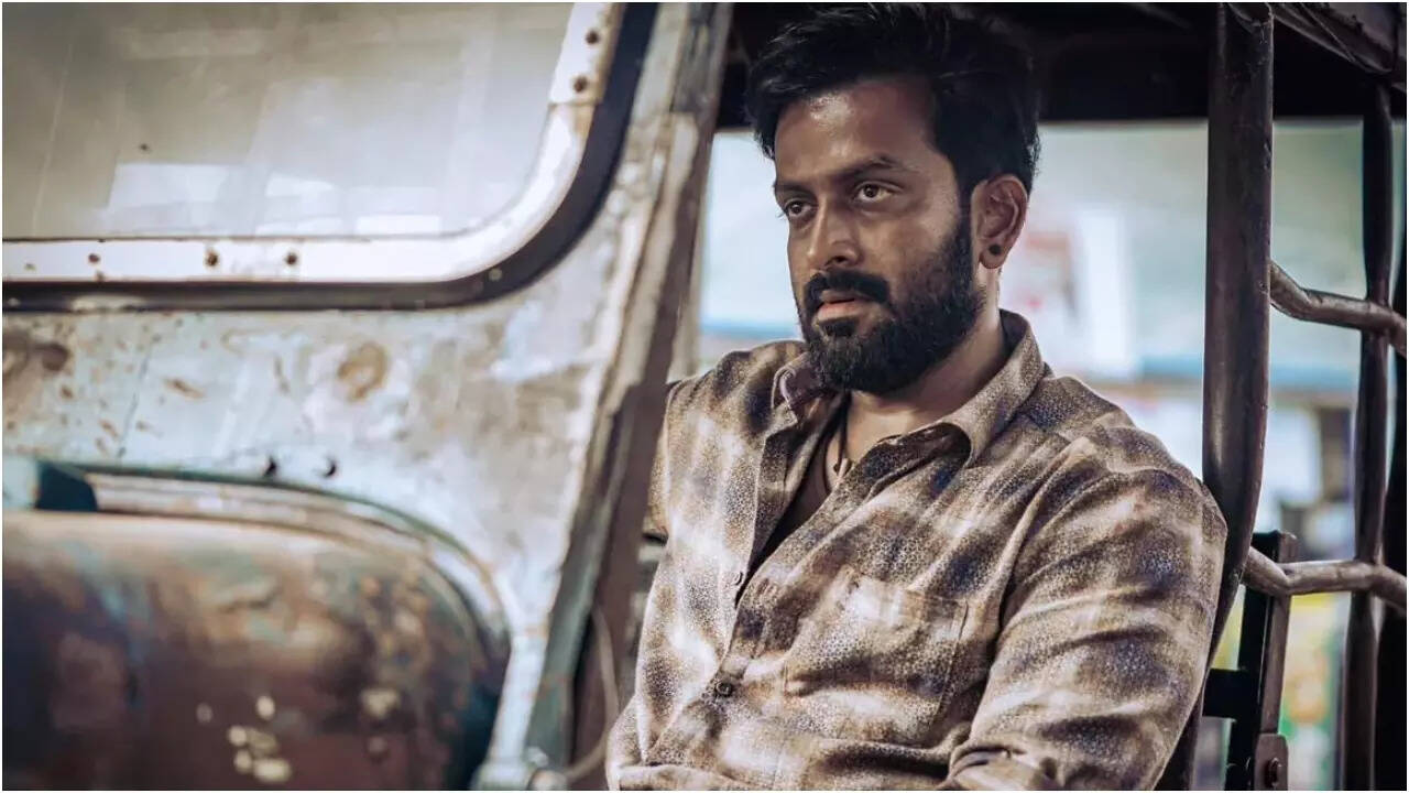 ‘Vilayath Buddha’ BO: Film mints only Rs 6 lakhs