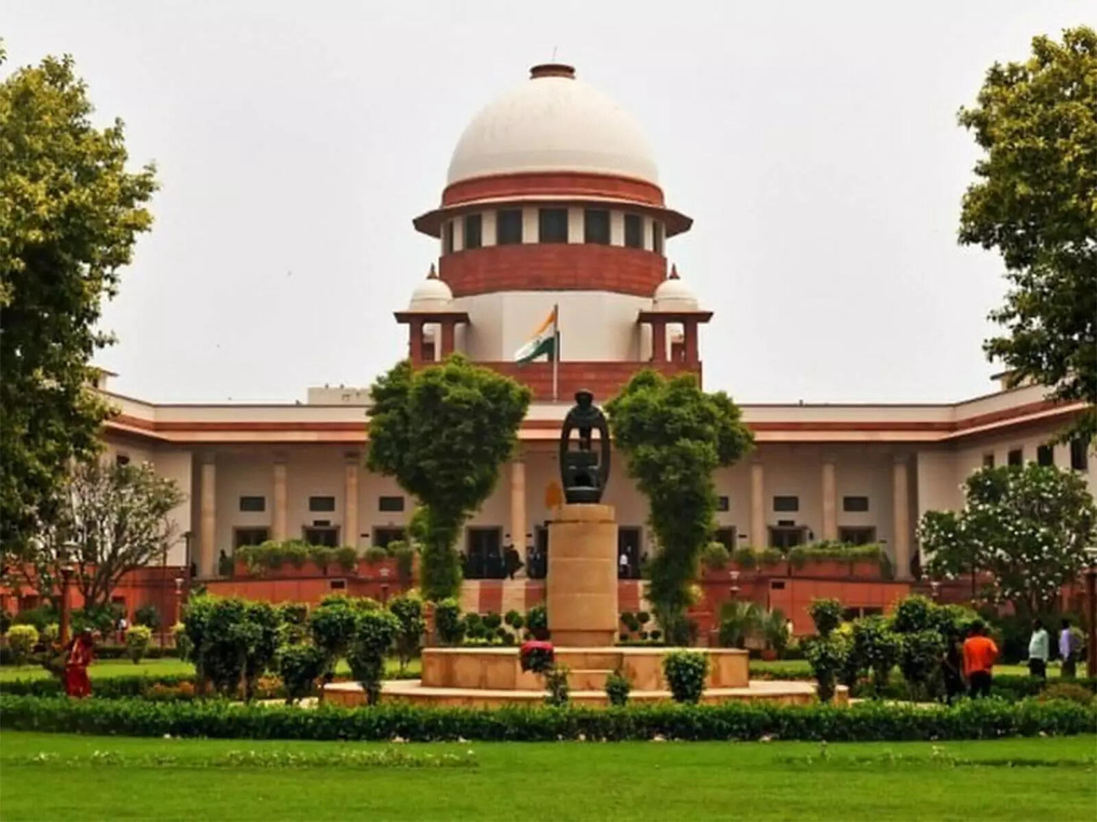 SC upholds 30L fine on RIL over lapse in disclosing Jio-FB deal