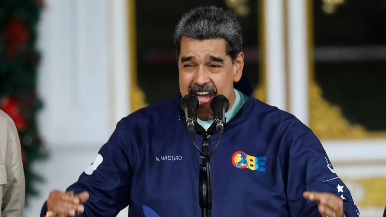 Trump-Maduro spat: US flights deporting migrants to Venezuela to continue despite claims of airspace closure