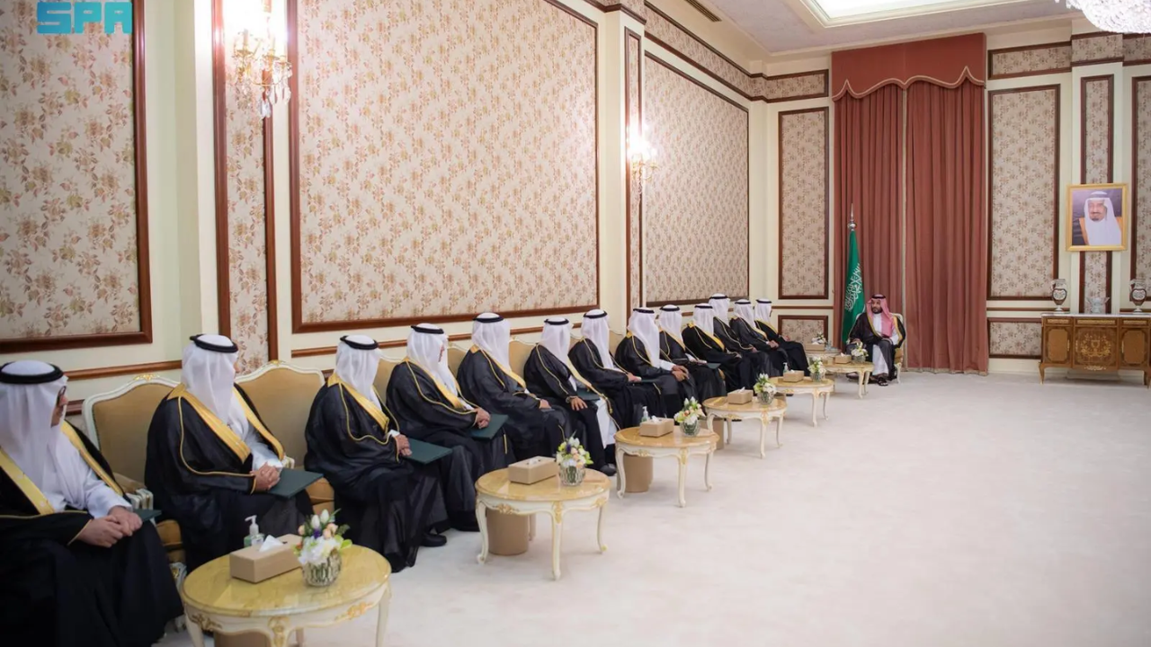 Saudi Crown Prince administers oath to newly appointed ambassadors at Dammam ceremony