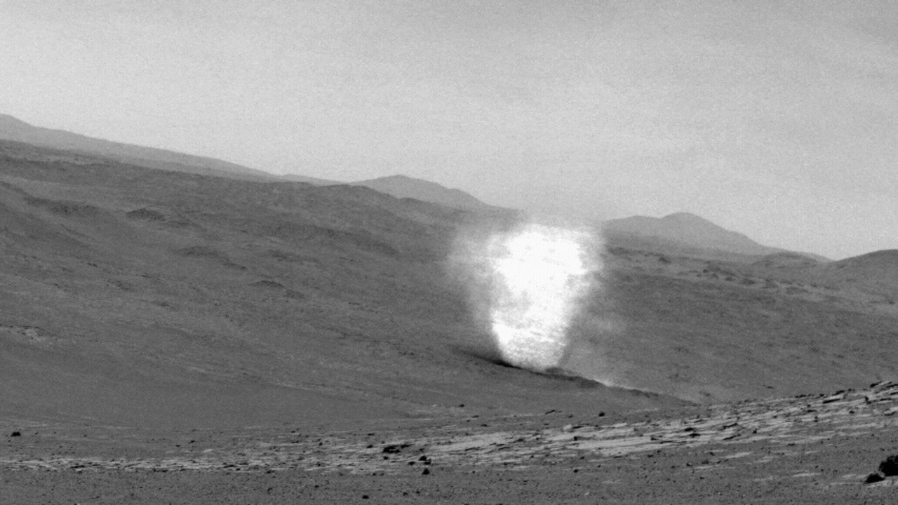 ‘Mini-sonic booms’ on Mars: Nasa rover records electric sparks in dust devils — watch