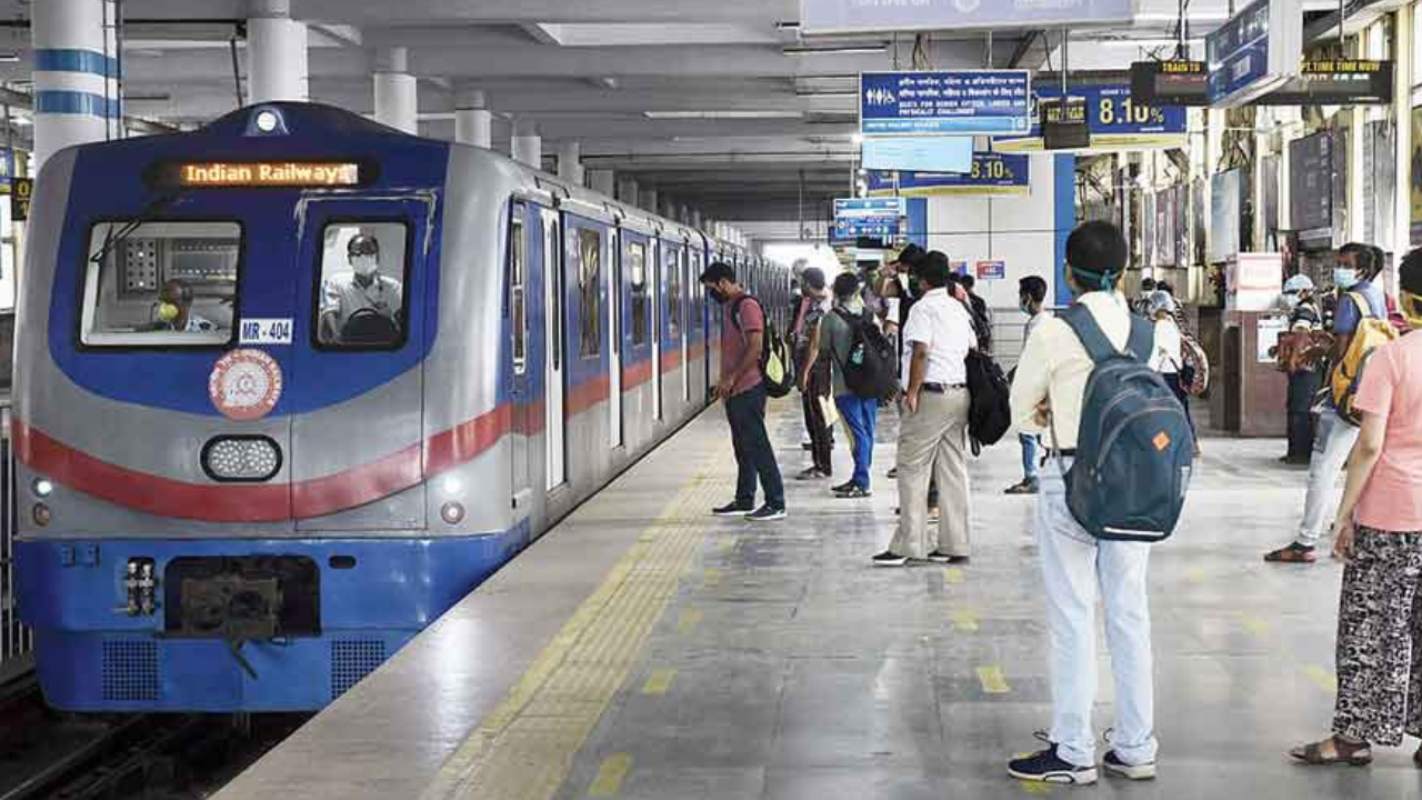 Kolkata Metro: 1,678 high-tech cameras to be installed across Blue Line; system will alert RPF in real time