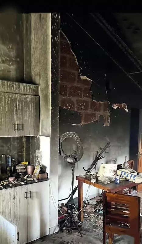 Two women suffer burns in Revora fire