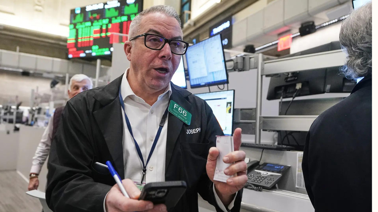 Wall Street today: S&amp;P 500 inches toward record high; rate-cut bets firm as retailers rally, Netflix slips