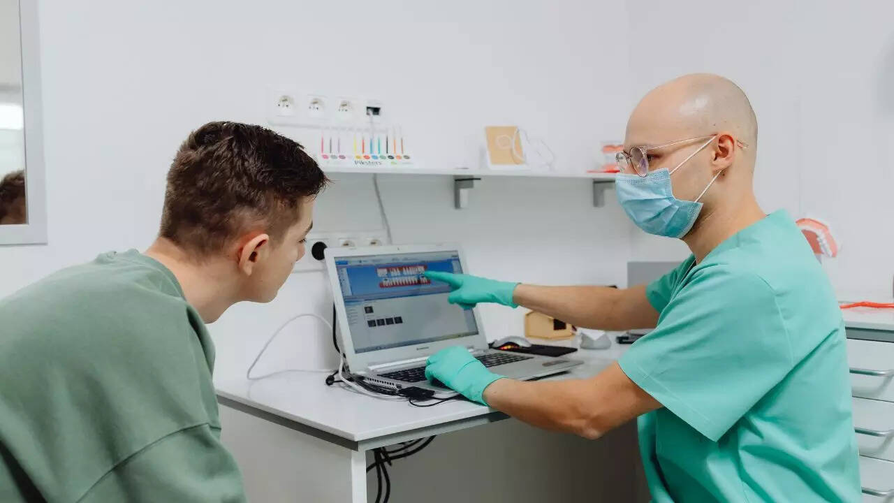 Lifestyle habits that may secretly harm prostate health and increase urinary problems in men over 40