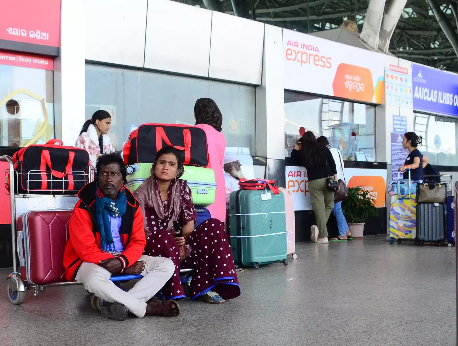 Hit by cancellations, many spend night out in the cold outside Bhubaneswar airport