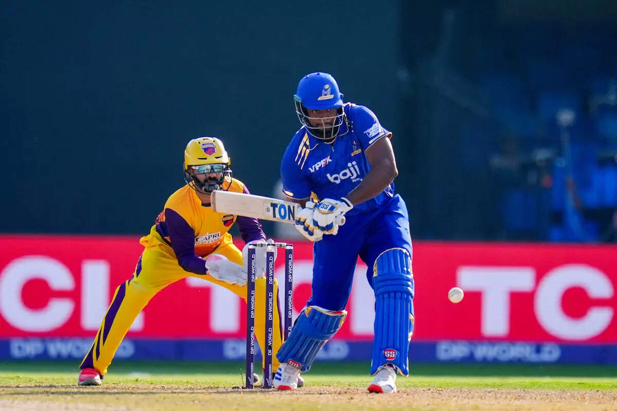 MI Emirates ride on Shepherd's all-round show to beat Warriorz by four runs