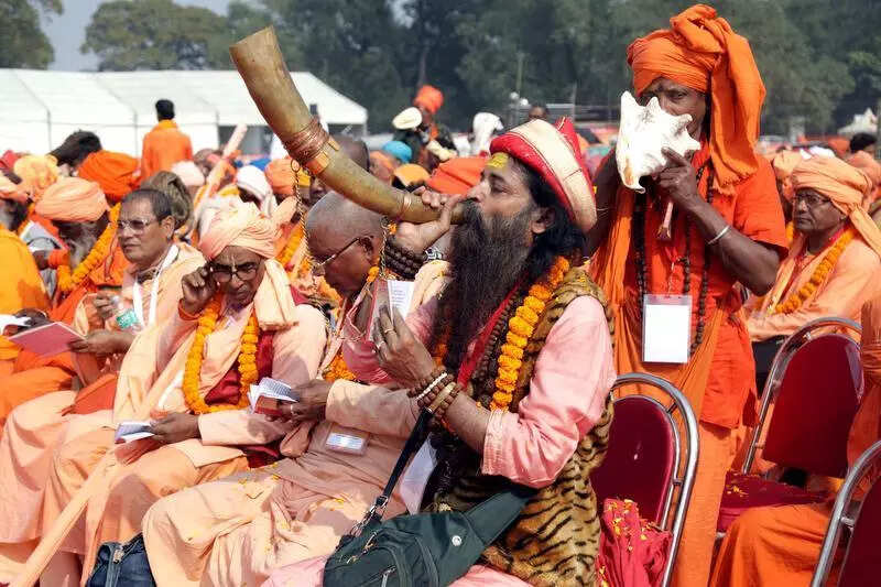 Bengal BJP harps on ‘Hindu unity’ at mega ‘Gita’ recital