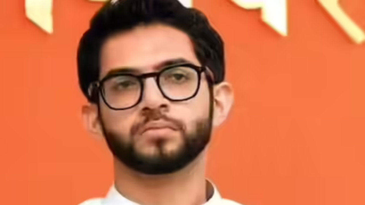 'Fear of opp': Aaditya Thackeray targets BJP for charter flights amid IndiGo chaos
