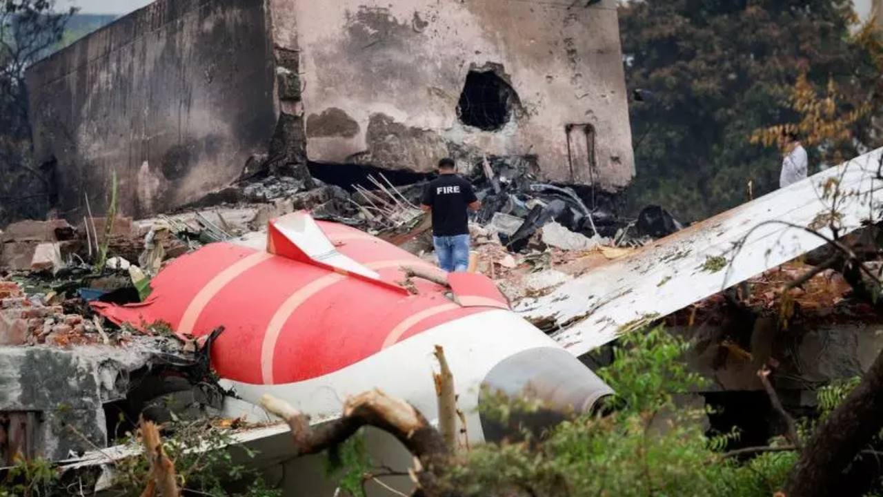 AI171 crash: US lawyer Mike Andrews seeks probe into tech glitch; meets victims’ families