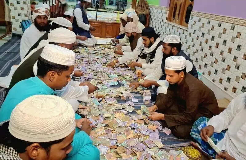 Kabir left ‘friendless’ as parties, barring BJP, shun his ‘politics of polarization’