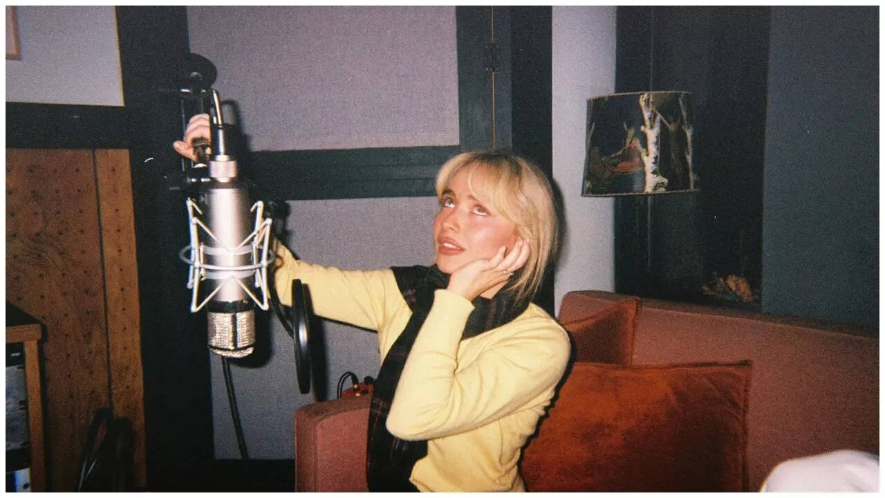 Sabrina reveals she ‘fell’ on a cactus while filming ‘Manchild’