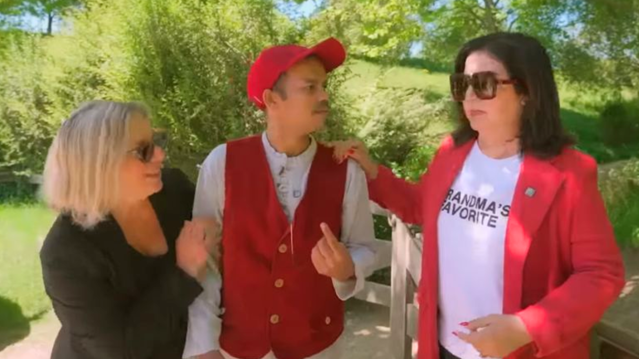 Did Farah's cook Dilip MARRY manager Kim during New Zealand trip?