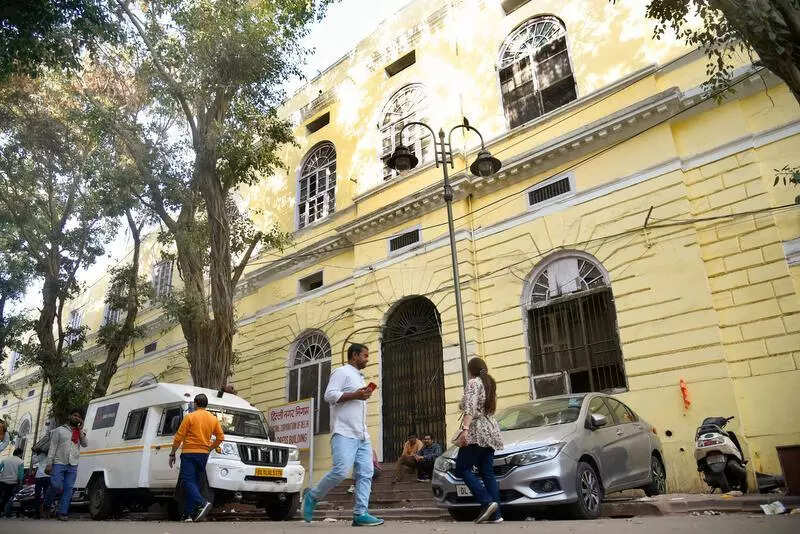 MCD plans for Town Hall restoration and shifting of zonal office