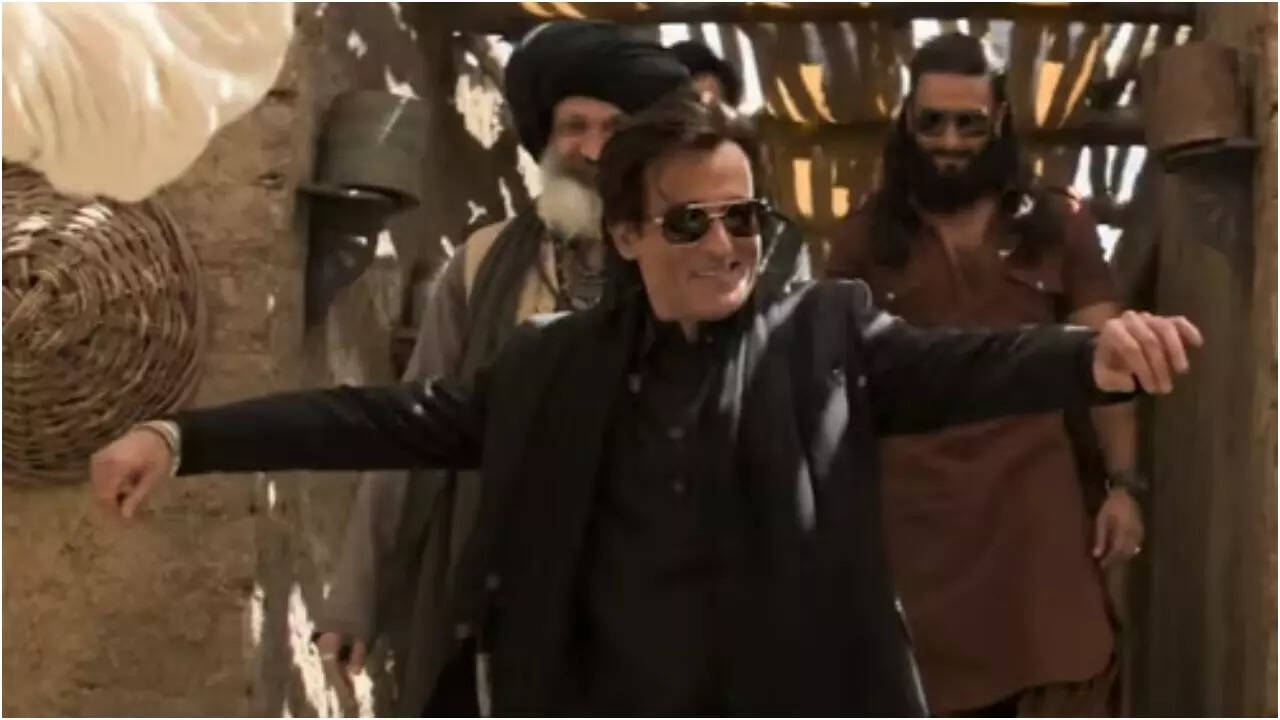 Dhurandhar: Akshaye's FA9LA song; here's decoding the lyrics