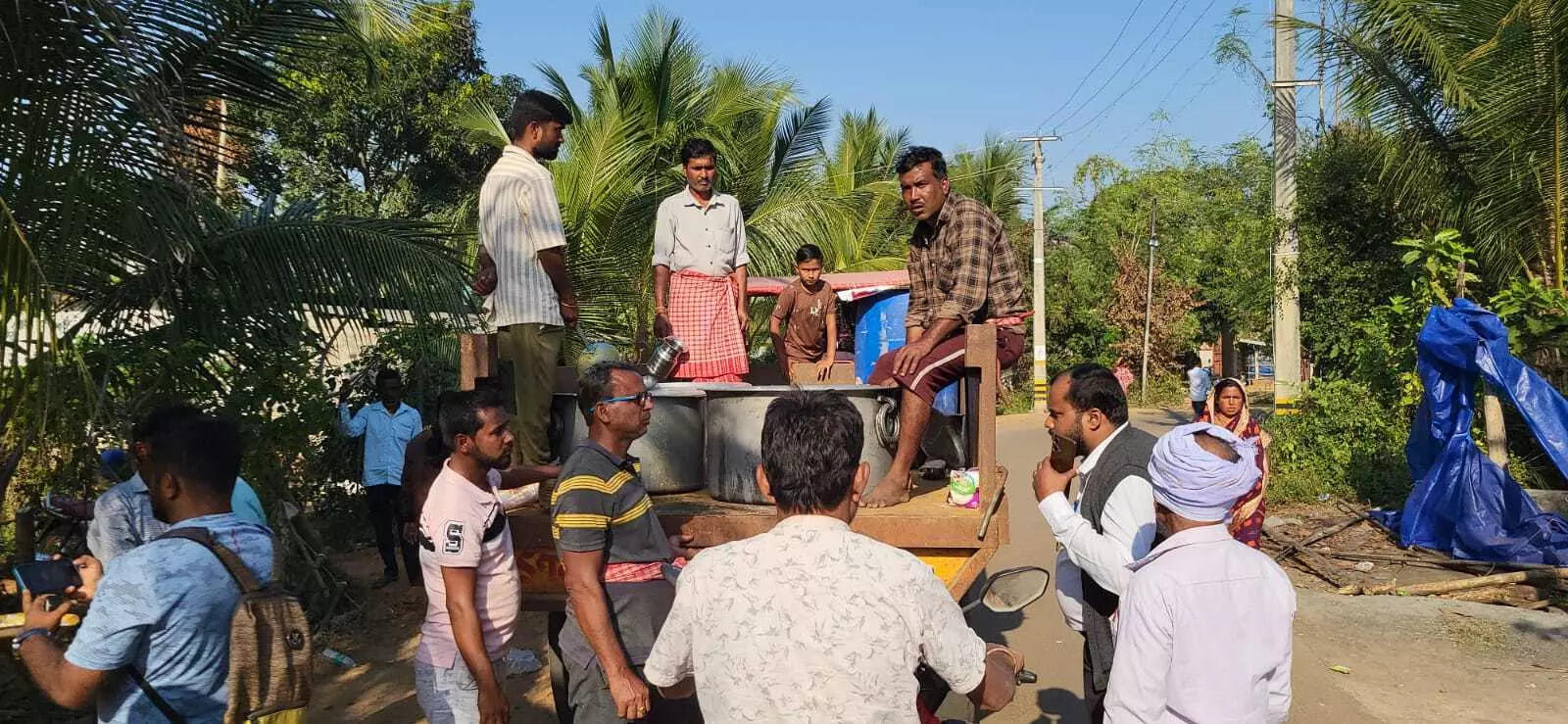 Not invited for meeting with deputy CM: Chitrakonda Congress MLA