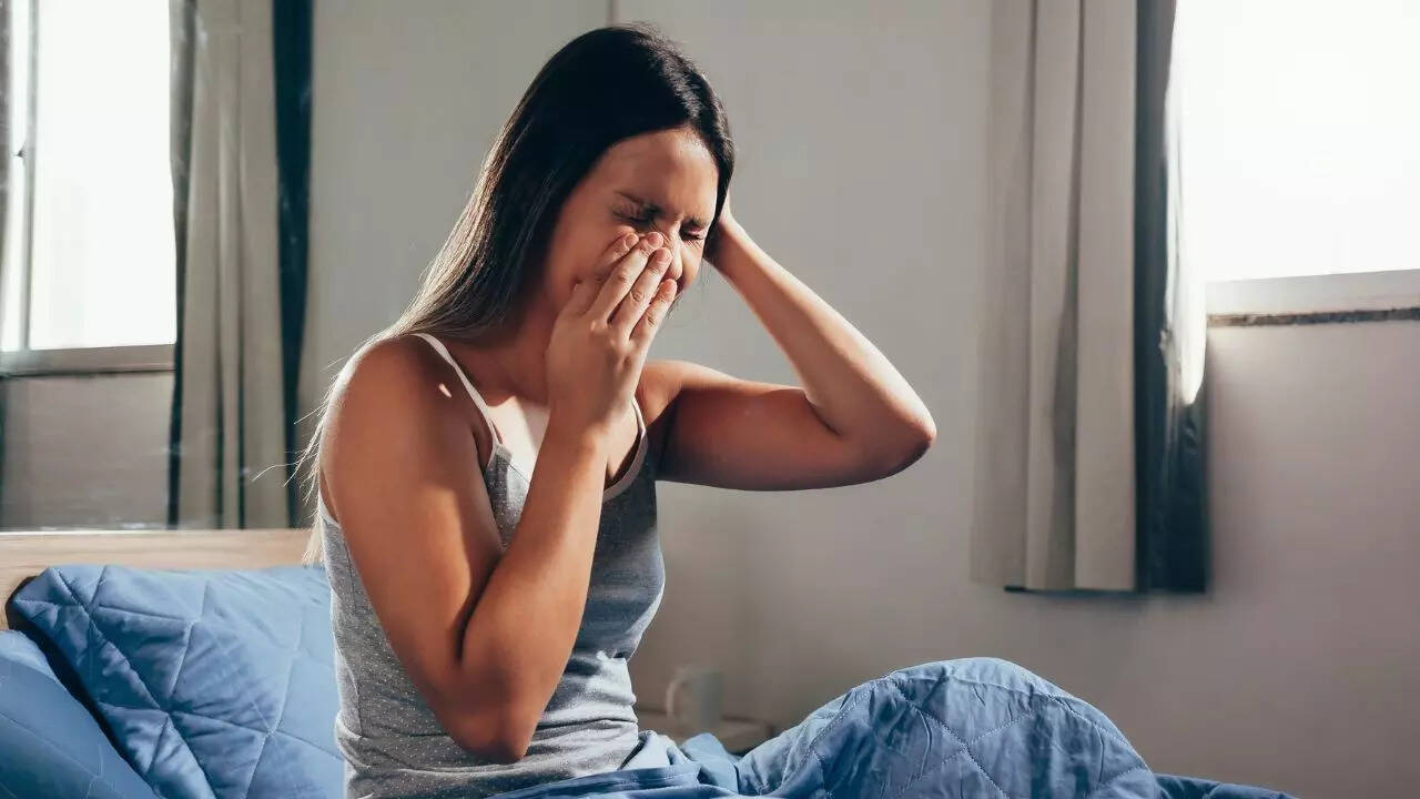 Struggling to sleep with sinus issues? Try these sleeping positions that can improve sinus breathing at night