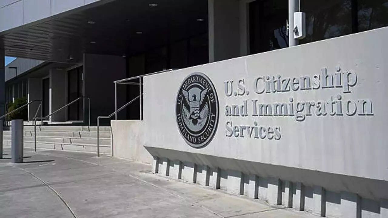 DHS ends family reunification parole programs for seven countries, deadline set for January 14, 2026