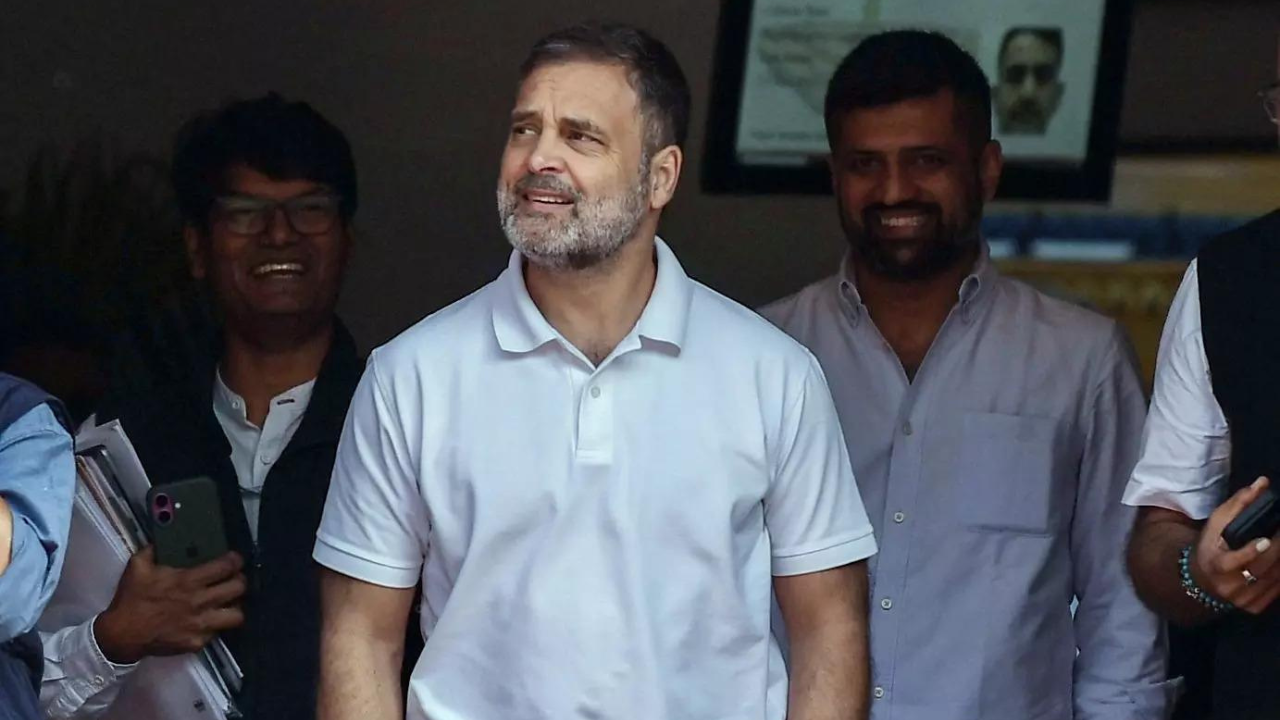 Rahul Gandhi asks for air pollution debate in Lok Sabha, govt agrees