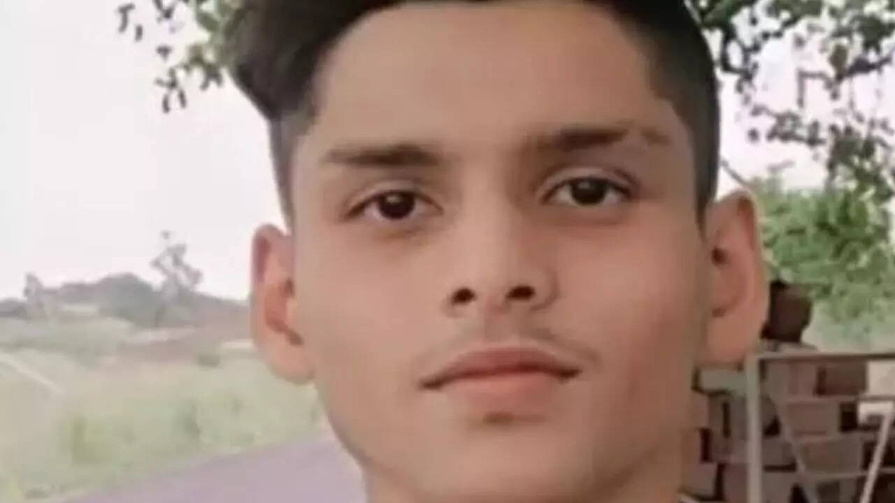 Cold night, dark lane, fatal attack: JEE aspirant stabbed to death in Delhi; youth dreamt of being engineer