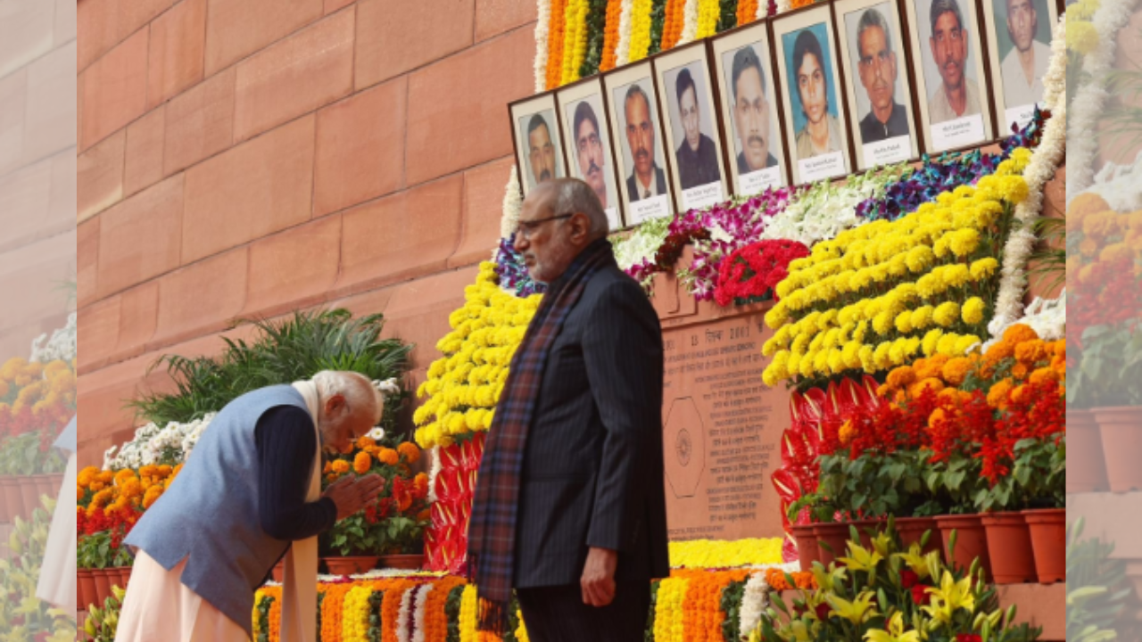 2001 Parliament attack anniversary: PM Modi, Rahul Gandhi pay tribute to fallen heroes – video