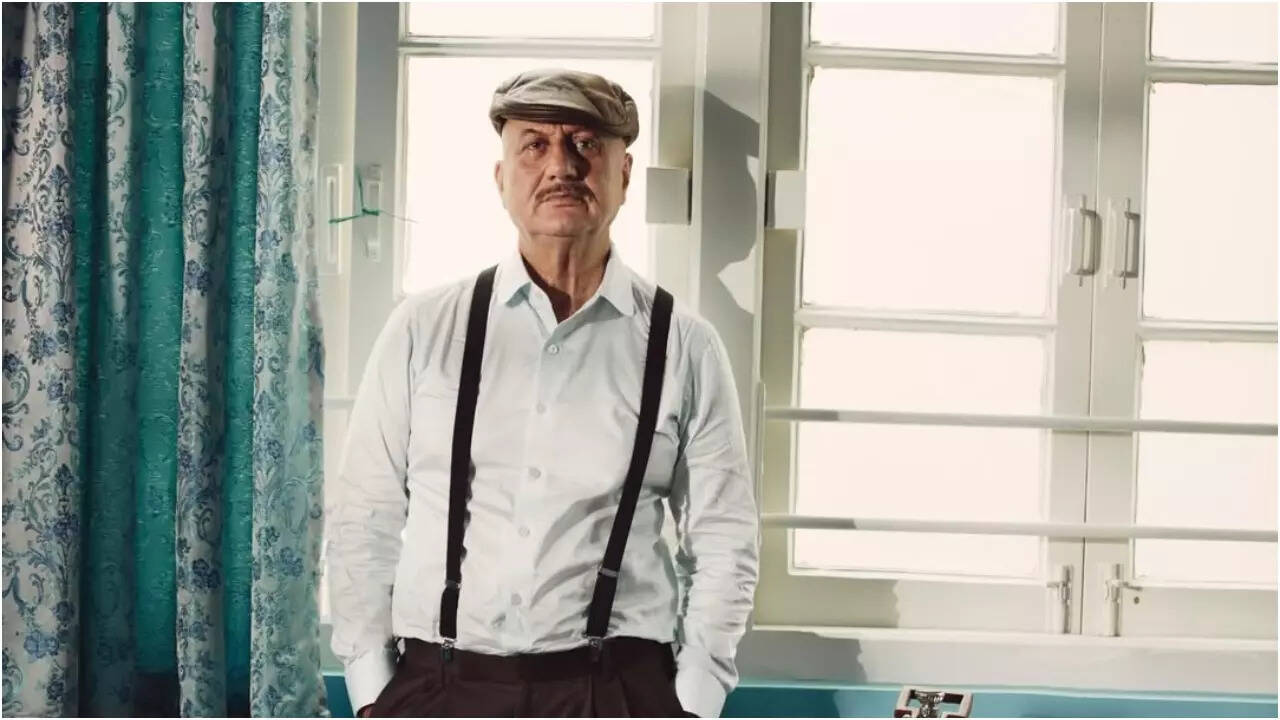 Anupam pens emotional note as he completes 50 years in films