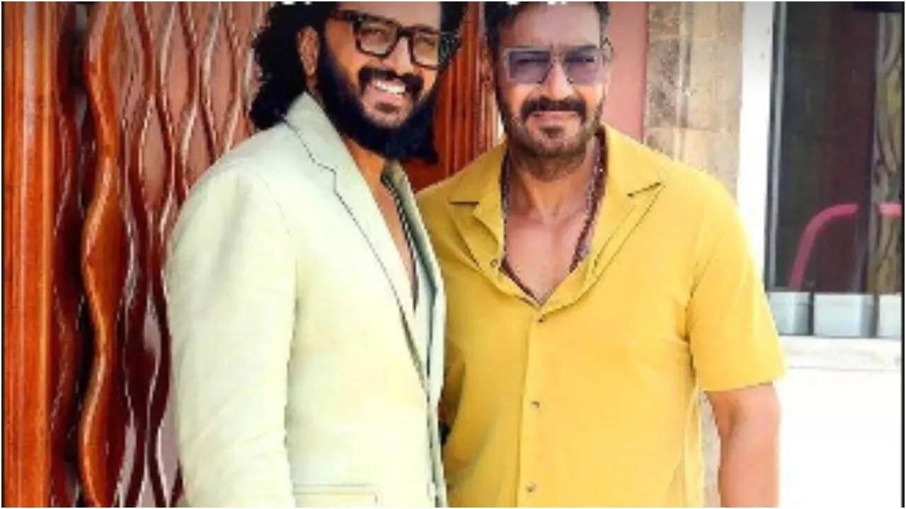 Ajay shares UNSEEN PIC to wish Riteish on his 47th birthday