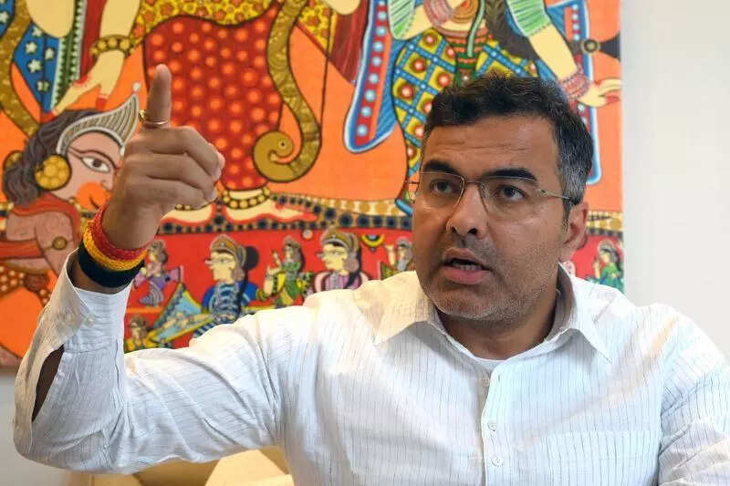 ‘Misting units coming up on all 100 flyovers’