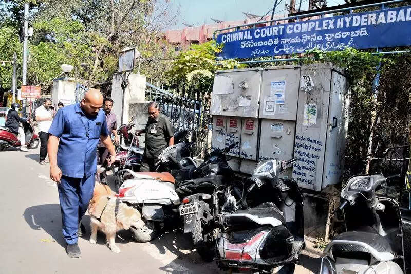 Bomb threat triggers alert at Nampally court; turns out hoax