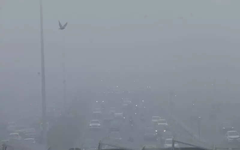 Met factors keep air in poor zone for 2nd day