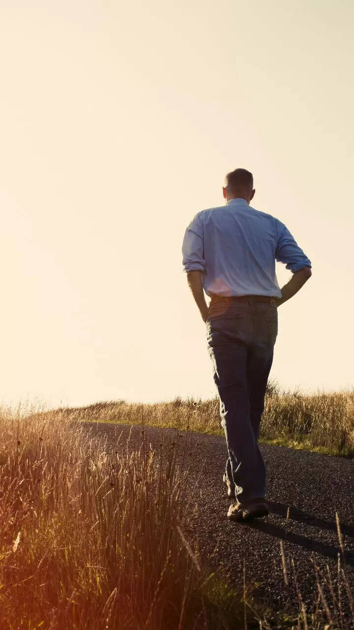 10 profound Robin Sharma quotes that make you pause and rethink life