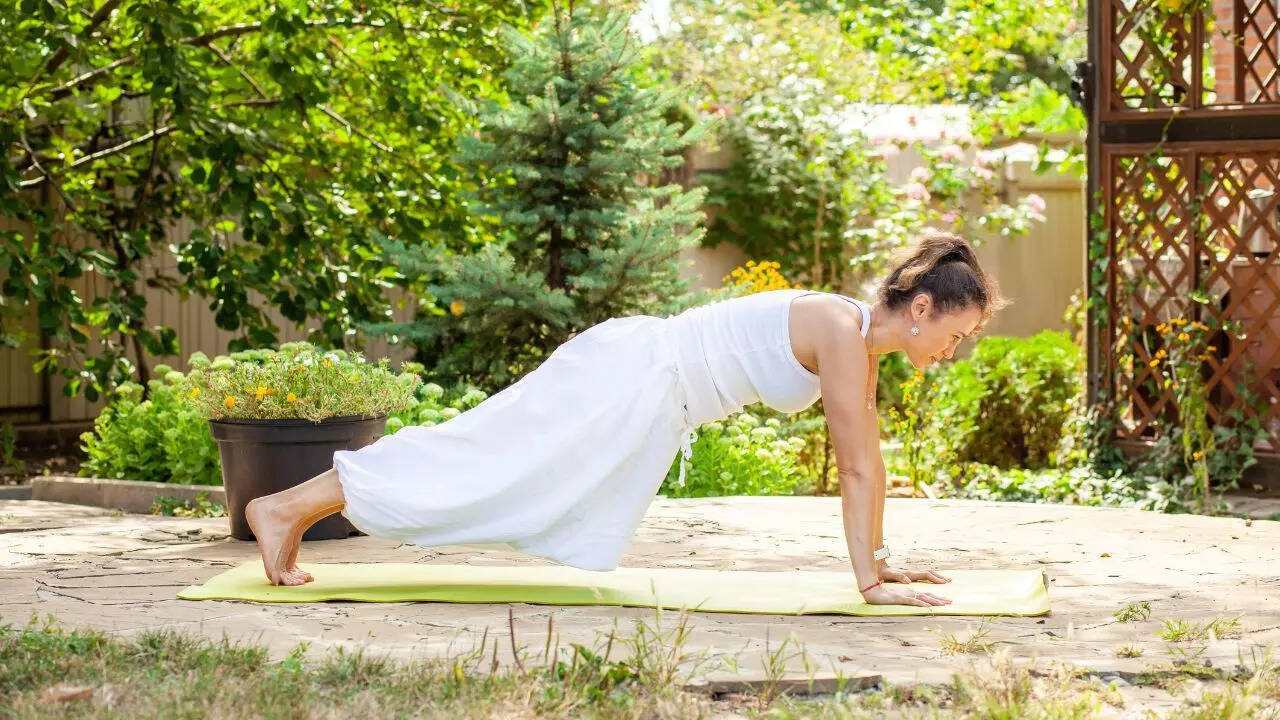 Dandasana