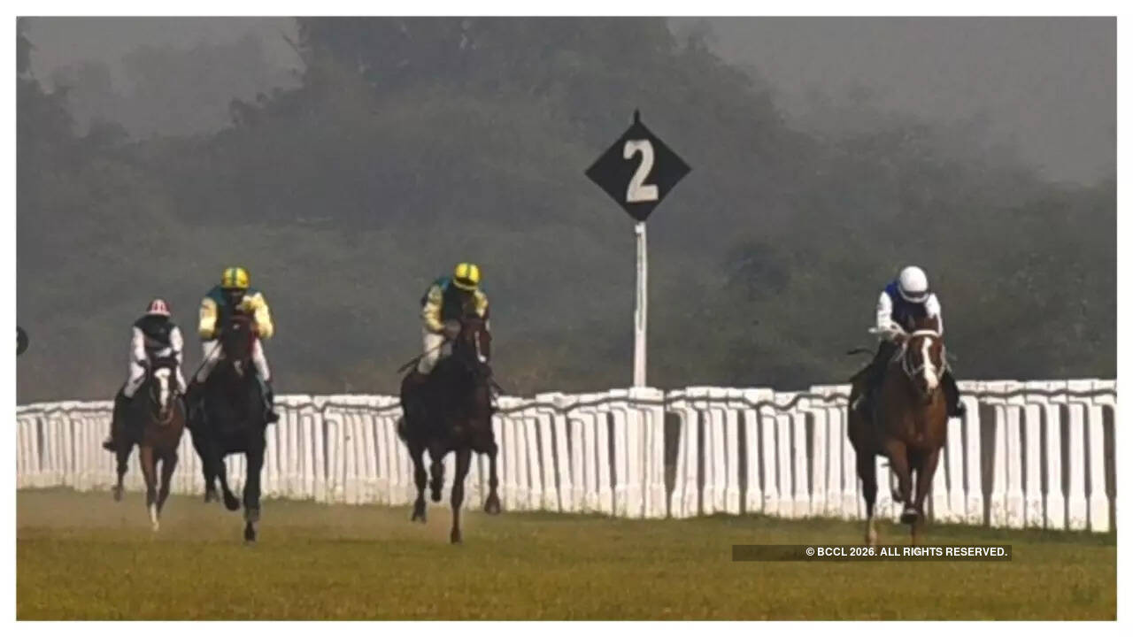 From false starts to fashion wins: A lively day at the races
