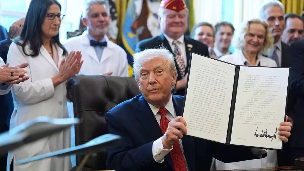 US President 2025 bold space plan: Moon landing by 2028, Mars missions, nuclear reactors, and commercial space growth