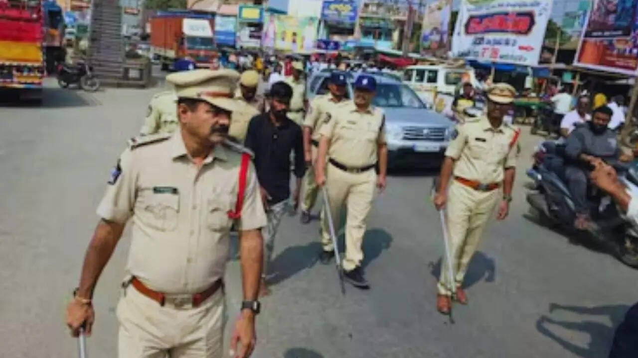 'Kicked her in stomach': Man assaults pregnant woman while celebrating Jagan Reddy's birthday