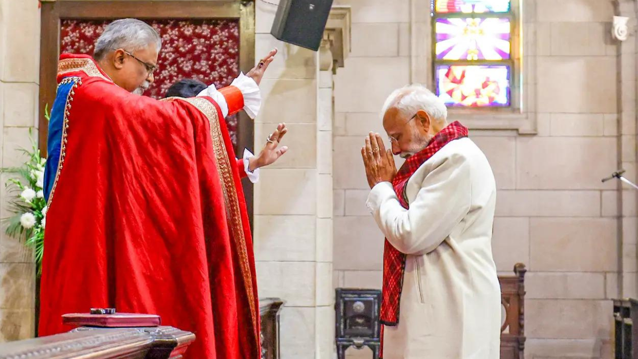 Prayers & a message as PM Modi joins Christmas service