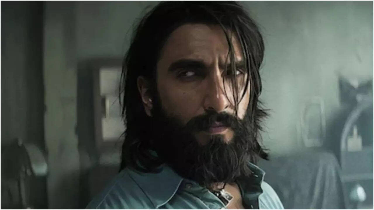 'Dhurandhar' BO collection Day 21: Ranveer Singh's film gets massive boost on Christmas