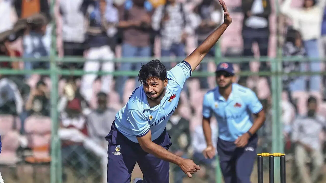 VHT: Shardul strikes early as Mumbai defend 332 vs Uttarakhand; Gujarat steady vs Delhi