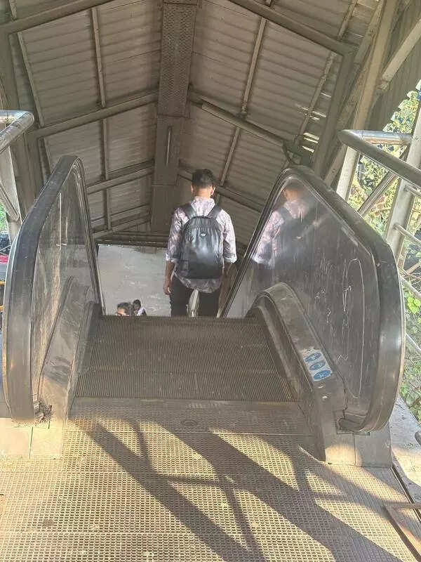 Anna Nagar West FOB out of order for months