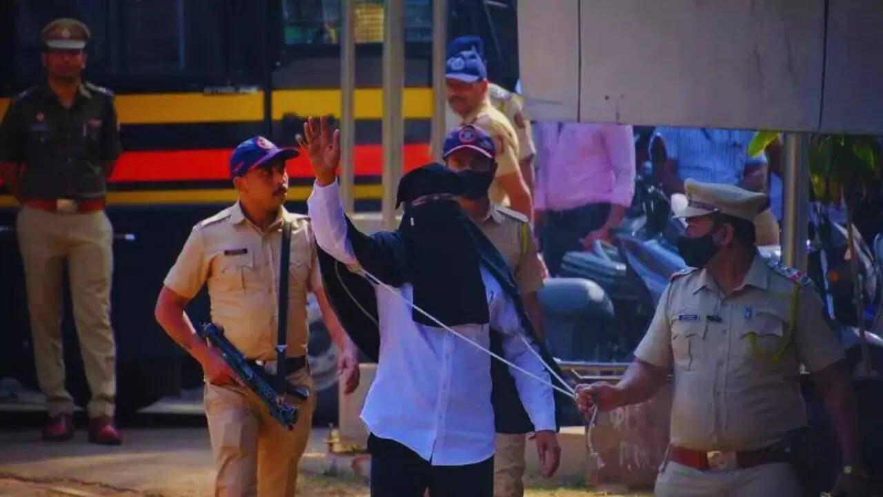 Hands tied, face covered: Why did a gangster's Pune civic polls nomination bid fail?