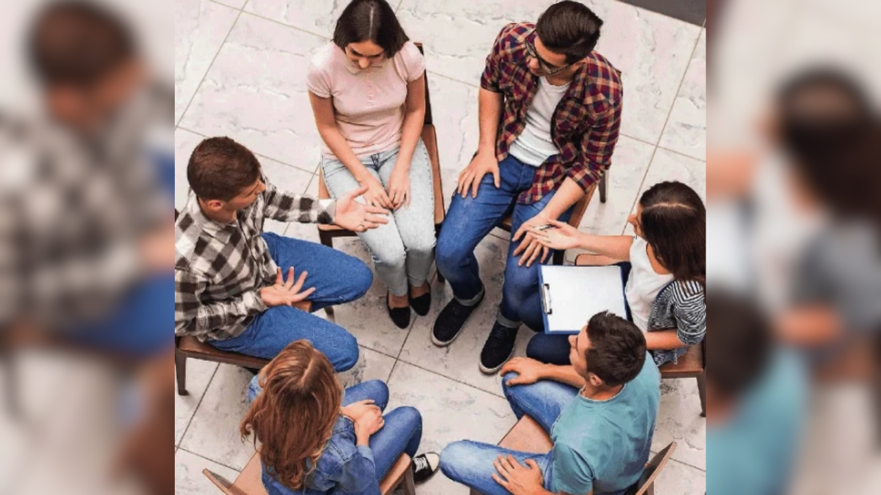 Mental healthcare moved from margins to daily life as clinics filled up and conversations opened across Bengaluru
