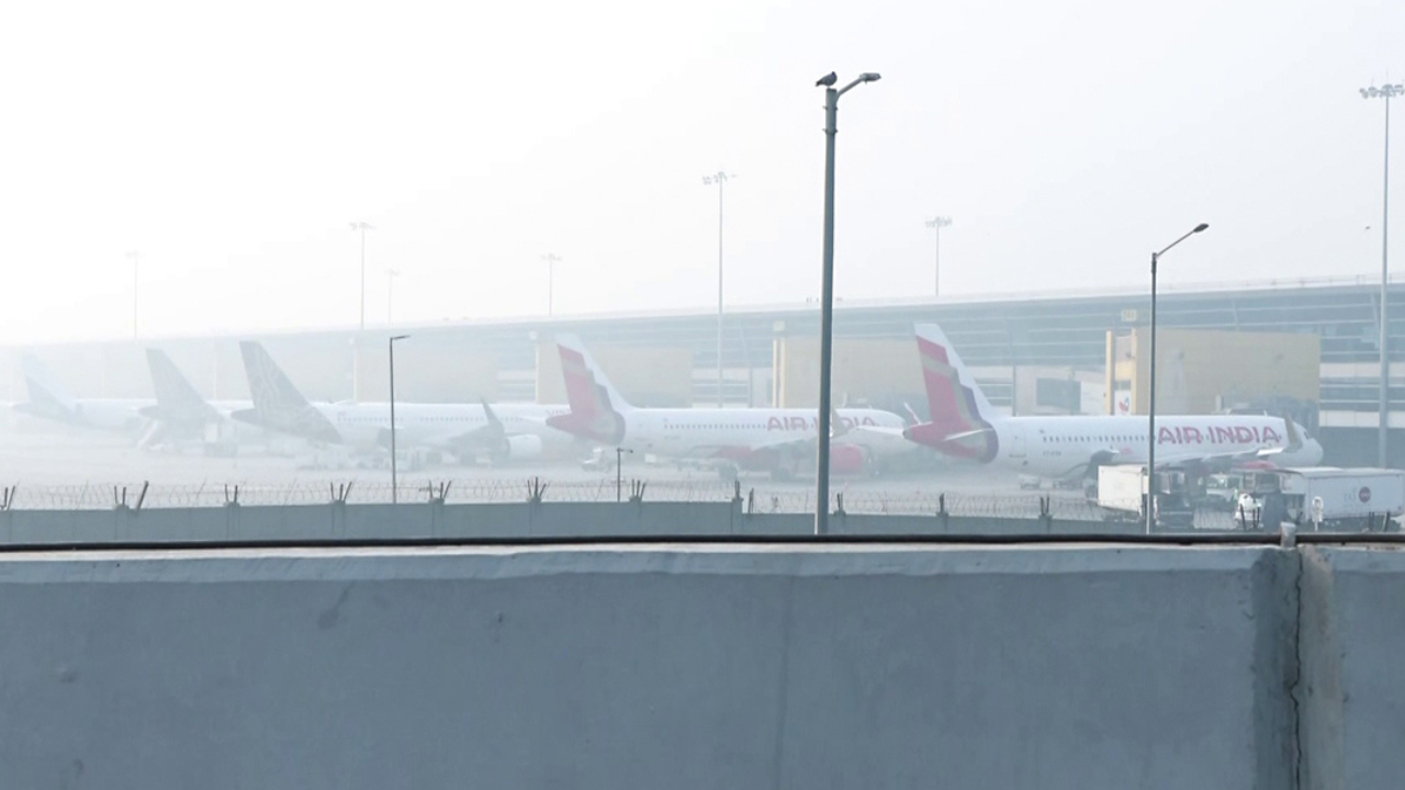 Dense fog paralyses Delhi: Over 120 flights cancelled, 200 delayed; rail services hit
