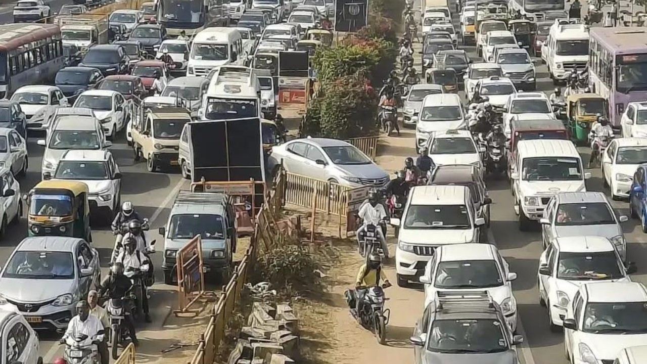 Karnataka registered cars are fined for pollution despite valid PUC certificate