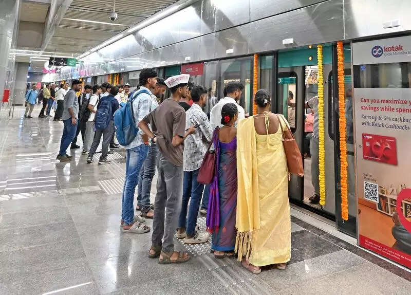 Mumbai gears up for New Year’s Eve with all-night Metro 3 services and special BEST buses