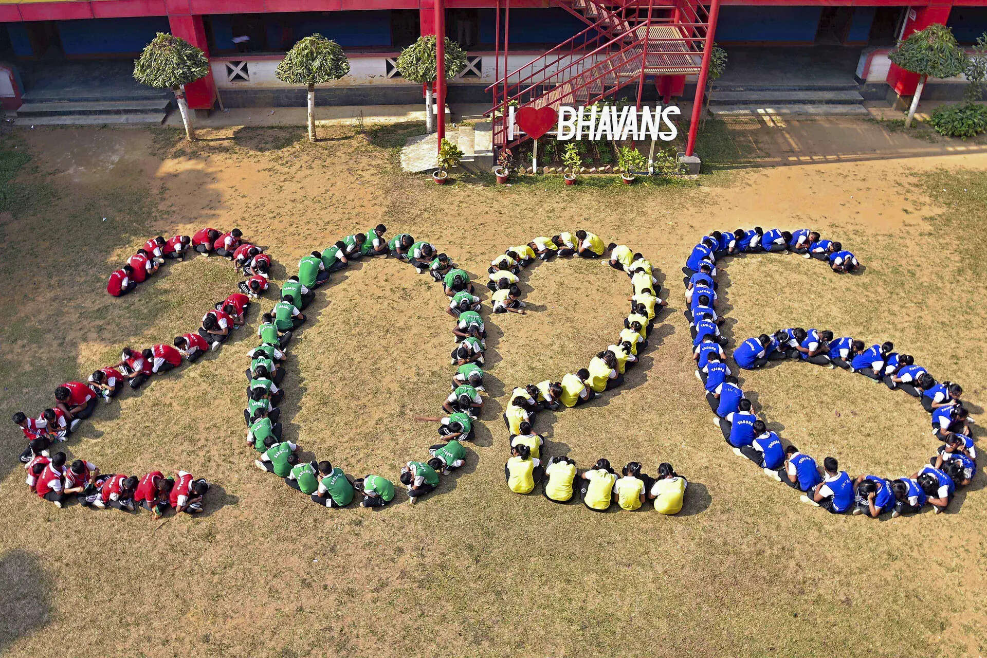 No liquor at Betla National Park, Lodh Falls during New Year celebrations, says PTR