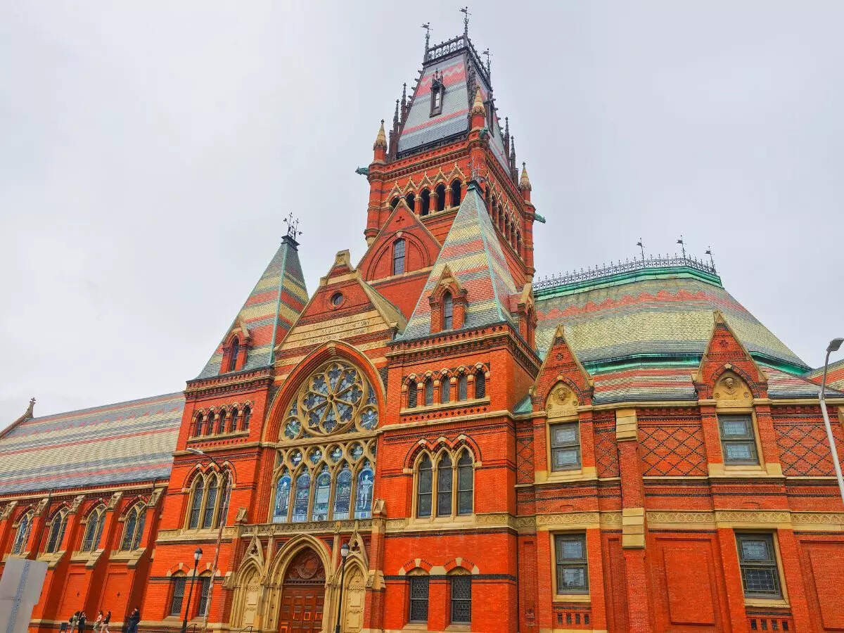 Harvard violates federal labour law, finds NLRB: Authorities ordered to release police investigation report